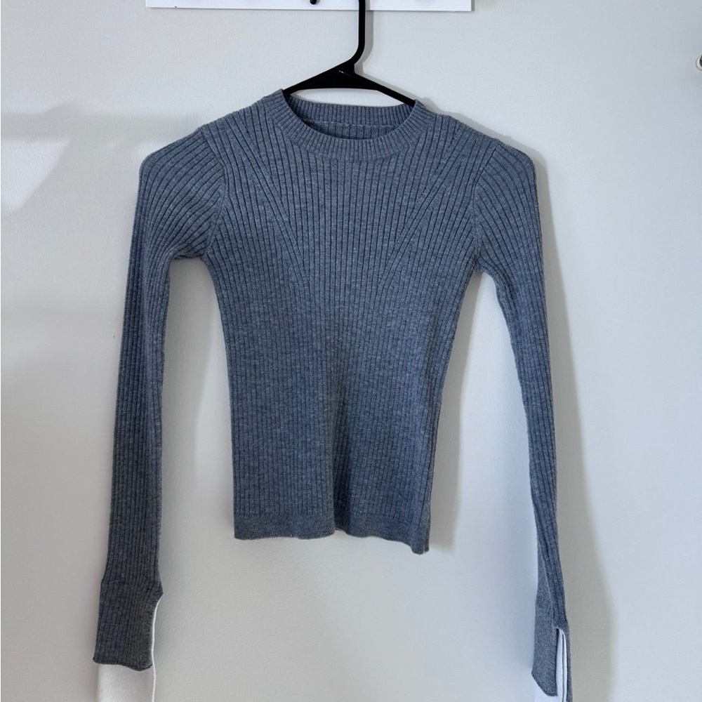 Gray Ribbed Knit Women's Top